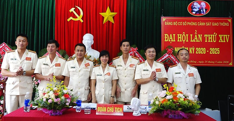 Ra mắt Ban Chấp hành Đảng bộ cơ sở Phòng PC08 khoá XIV, nhiệm kỳ 2020 - 2025