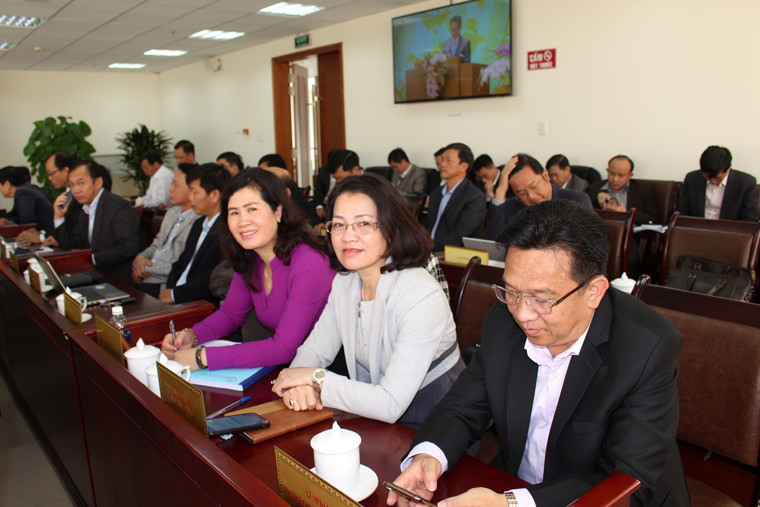 Các đại biểu tham dự đông đủ hội nghị trực tuyến Chính phủ triển khai nhiệm vụ phát triển kinh tế - xã hội năm 2020 và dự toán ngân sách năm 2021