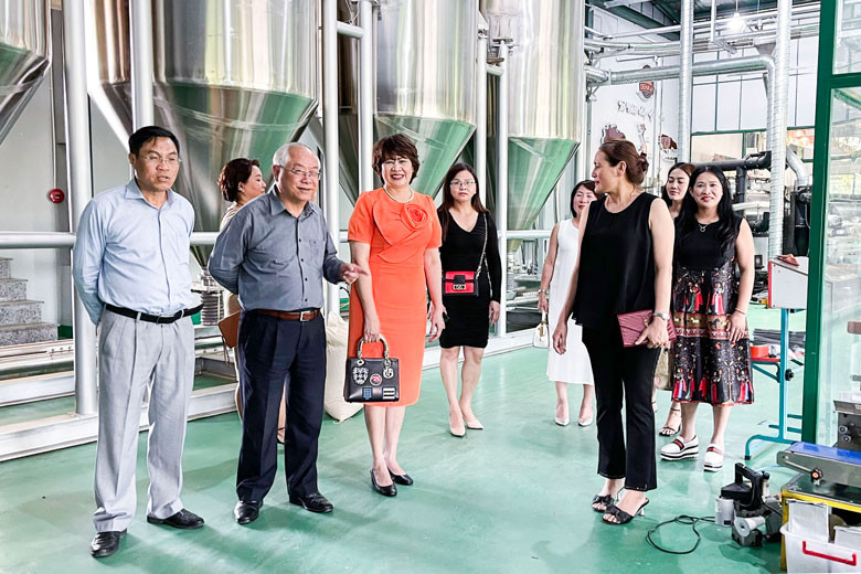 Doanh nhân, doanh nghiệp luôn là lực lượng đi đầu trong việc tạo ra của cải cho xã hội