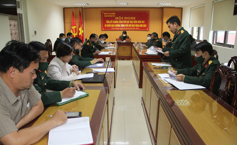 Quang cảnh hội nghị