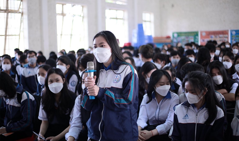 Học sinh lớp 12 Trường THPT Lâm Hà đặt câu hỏi tư vấn tuyển sinh năm 2022 với Trường Đại học Đà Lạt