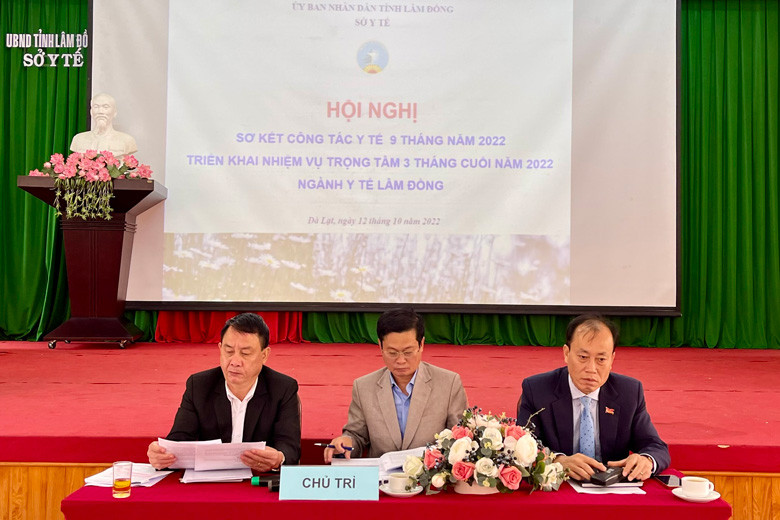 Ban Giám đốc Sở Y tế Lâm Đồng chủ trì hội nghị