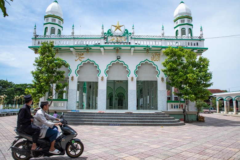Mặt sau của Toà Thánh đường