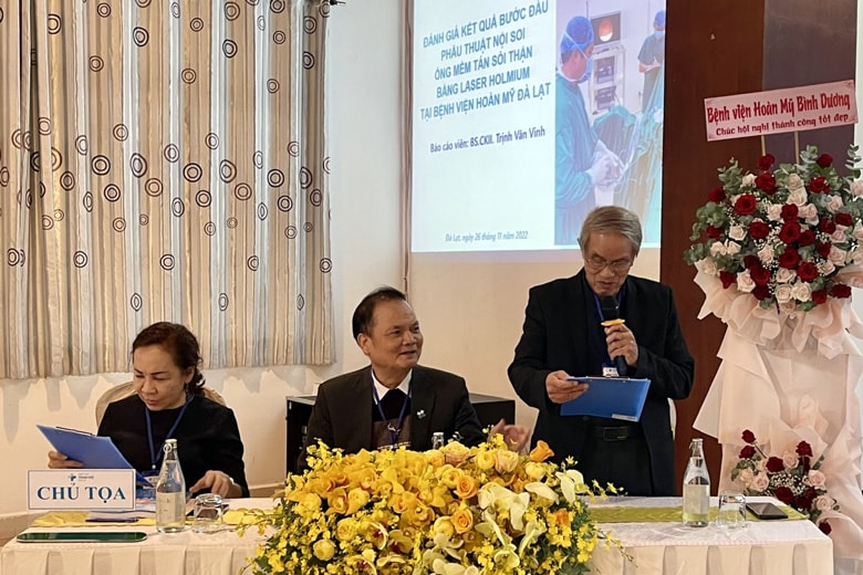 Ban cố vấn khoa học và chủ tọa hội nghị