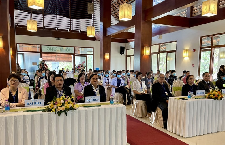 Hơn 100 đại biểu tham dự hội nghị nghiên cứu khoa học kỹ thuật thường niên năm 2022 của Bệnh viện Hoàn Mỹ Đà Lạt