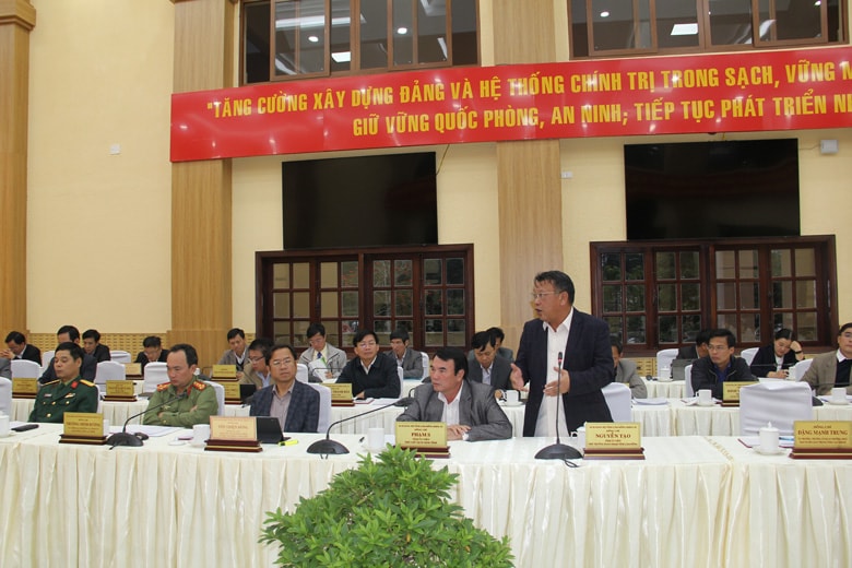 Đại biểu phát biểu ý kiến tại Hội nghị