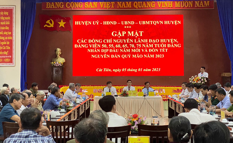 Quang cảnh buổi gặp mặt