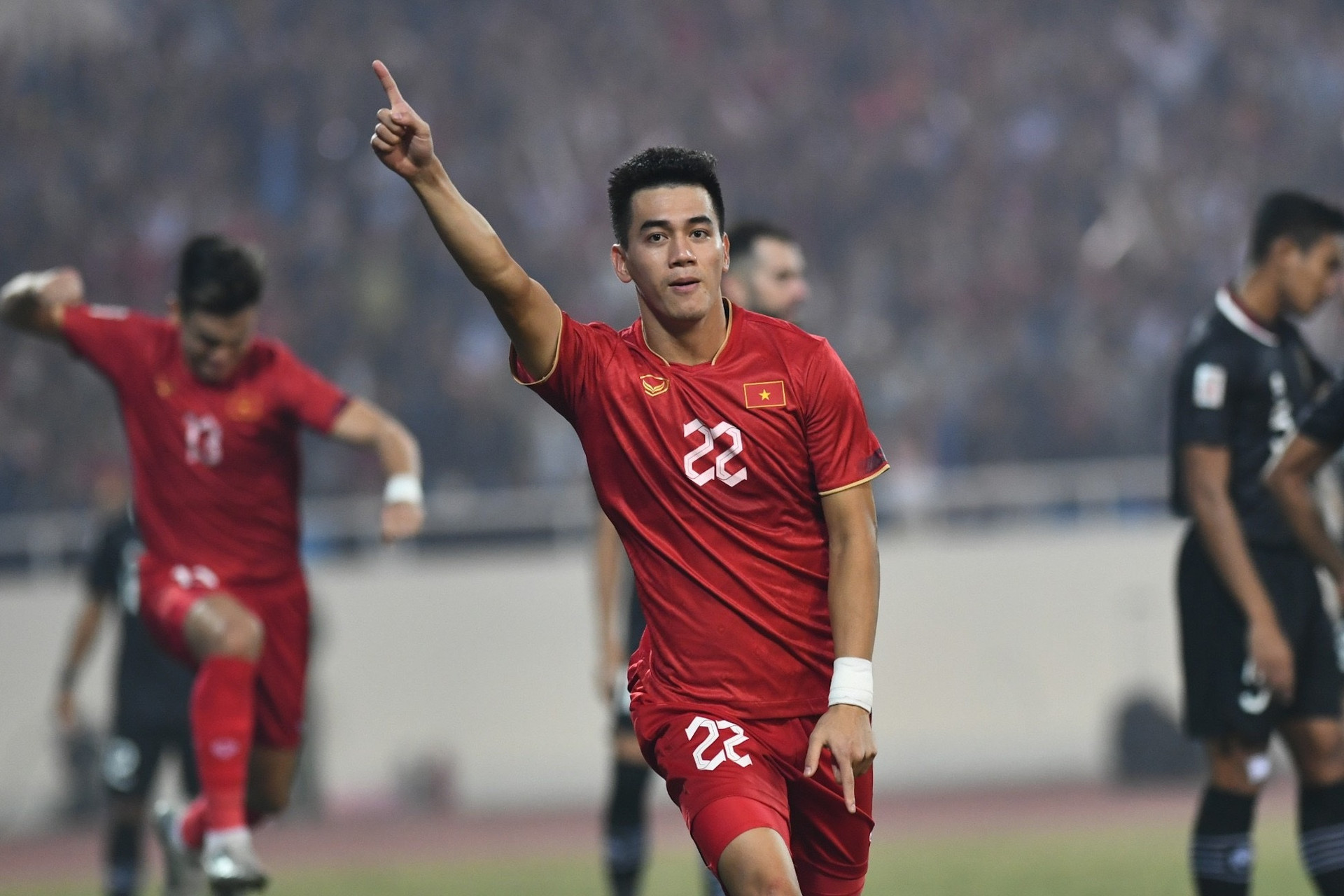 Đội tuyển Việt Nam hạ gục Indonesia, tiến vào chung kết AFF Cup 2022 - 2