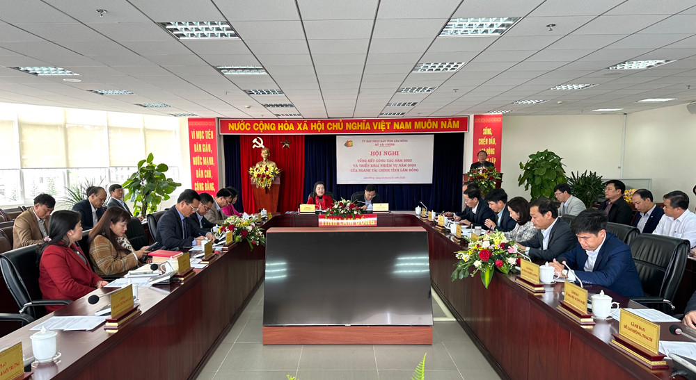 Quang cảnh hội nghị