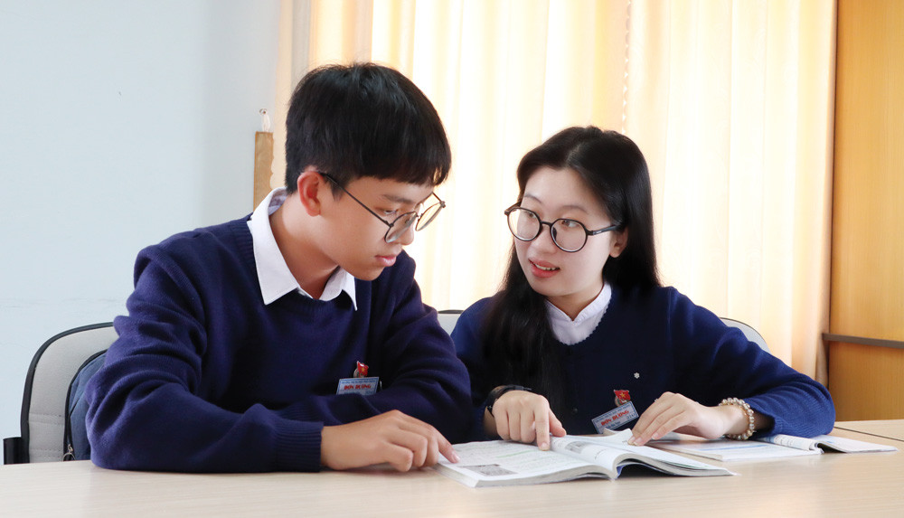 Trần Bảo Ngọc -  “Học sinh 3 tốt” .