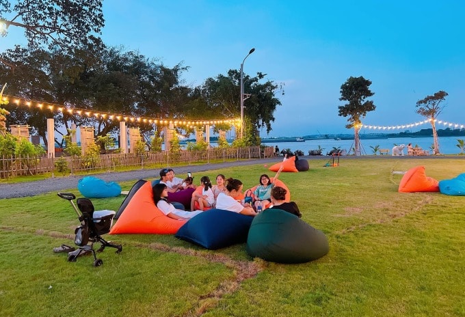 Tổ hợp giải trí có nhiều hoạt động phù hợp cho nhóm du khách. Ảnh: Vietgangz Glamping Club SaiGon.