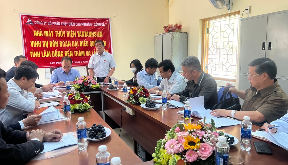 Toàn cảnh buổi làm việc