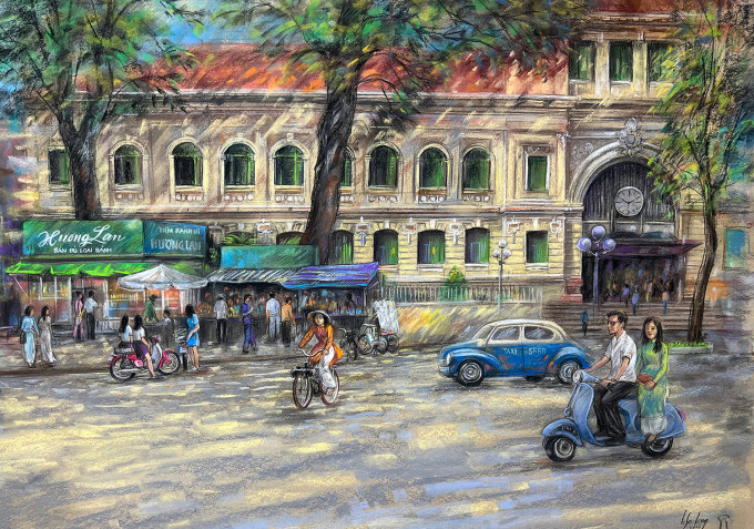 Tiệm bánh mì Hương Lan nằm trước cổng Bưu điện thành phố, từng là địa chỉ quen thuộc của nhiều người Sài Gòn trước năm 1975.