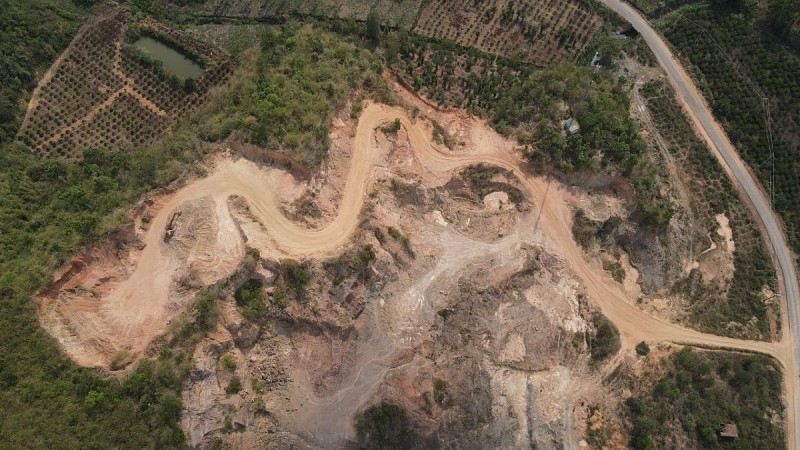 Vụ khai thác đất trái phép với số lượng lớn tại xã Nam Xuân: UBND huyện Krông Nô nói gì?