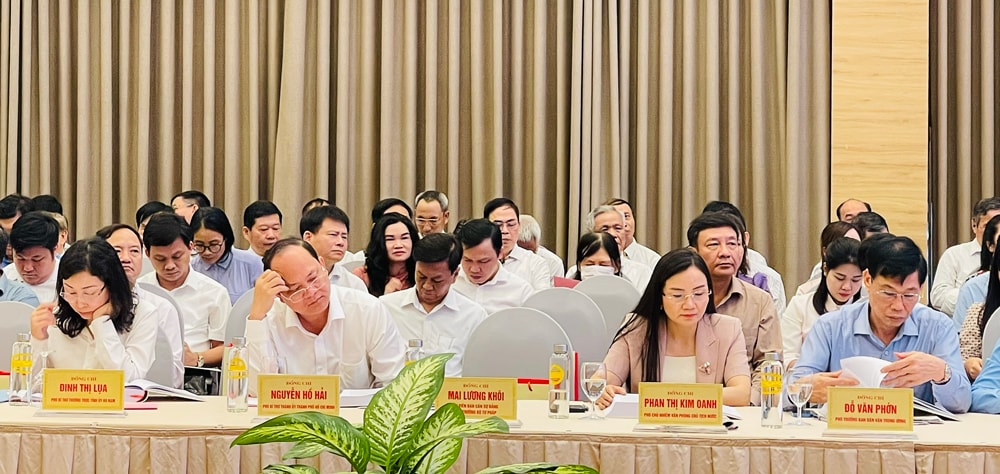 Các đại biểu tham dự Hội thảo