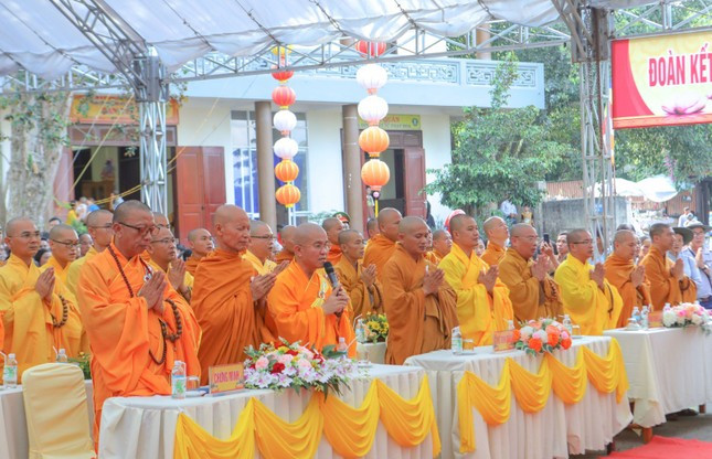  Đắk Nông: Ban Trị sự Phật giáo tỉnh trang nghiêm tổ chức Đại lễ Phật đản và diễu hành xe hoa ảnh 1