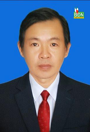 Văn Tâm .