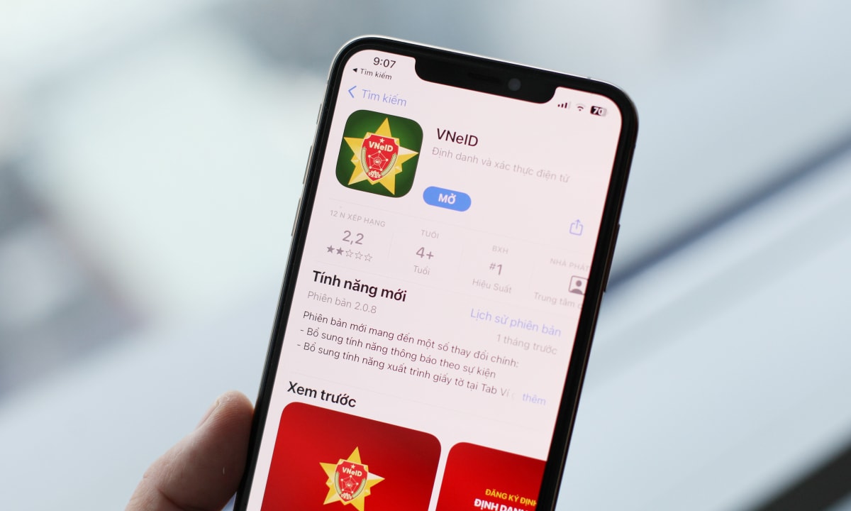 Ứng dụng VNeID hiển thị trên iPhone. Ảnh: Khương Nha