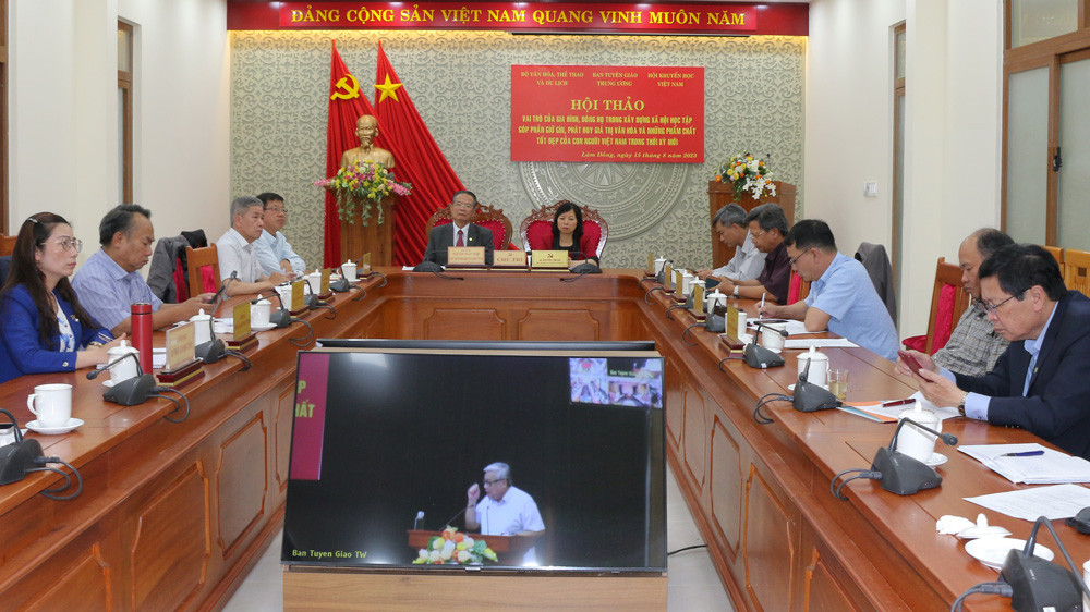 Quang cảnh tại điểm cầu tỉnh Lâm Đồng