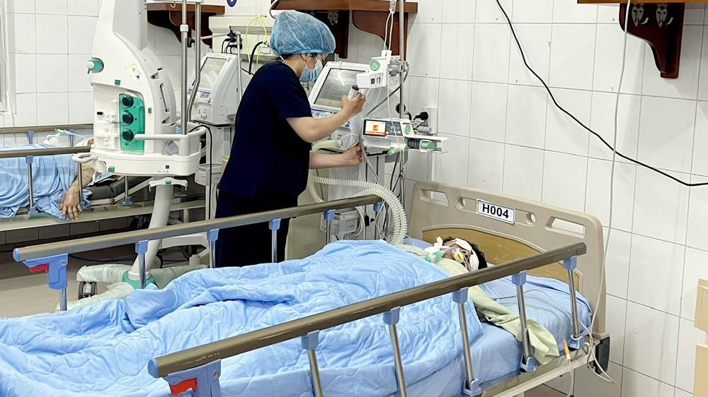 Trong năm 2022, Lâm Đồng xảy ra 2 vụ ngộ độc nghi do rượu thủ công làm 11 người mắc, trong đó có 4 người tử vong