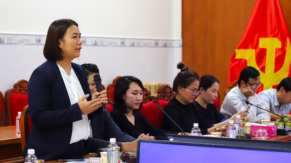 Bà Đinh Minh Anh – Giám đốc Công ty Aikai Group Nhật Bản đã khái quát về các sản phẩm cà phê đặc sản Arabica Lang Biang, Moka Cầu Đất Lâm Đồng tại Nhật Bản