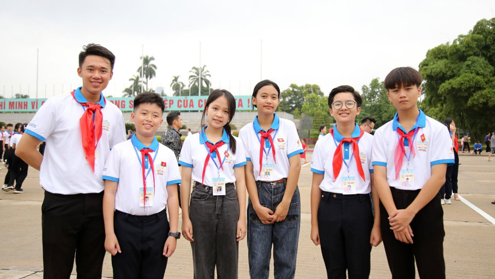 Đoàn đại biểu tỉnh Lâm Đồng tham gia phiên họp giả định Quốc hội trẻ em lần thứ I