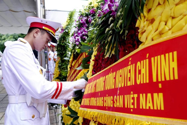 Lễ viếng Thượng tướng Nguyễn Chí Vịnh bắt đầu từ 7 giờ sáng nay ảnh 1