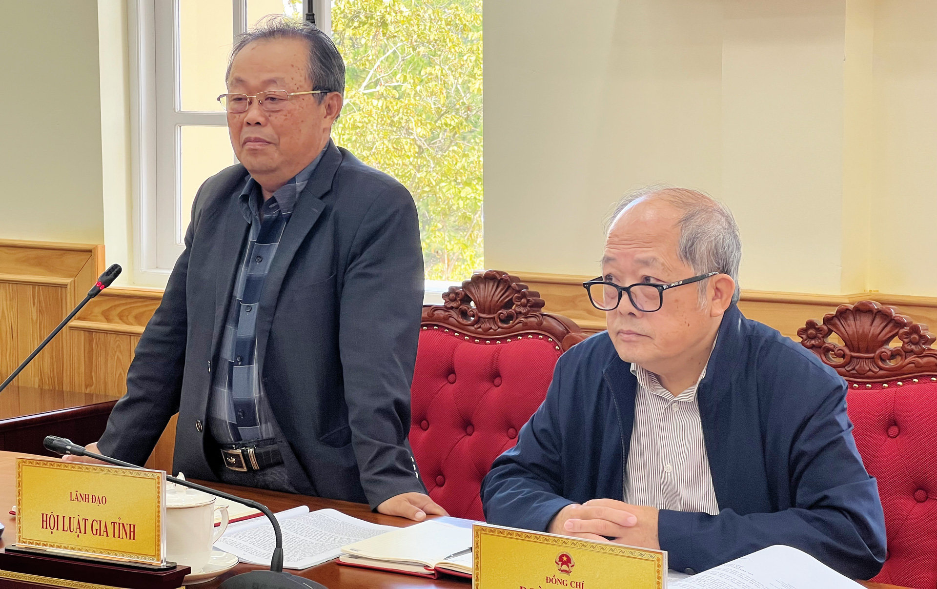 Các đại biểu tham gia góp ý Luật Hoạt động giám sát của Quốc hội và HĐND trên tinh thần tâm huyết, trách nhiệm