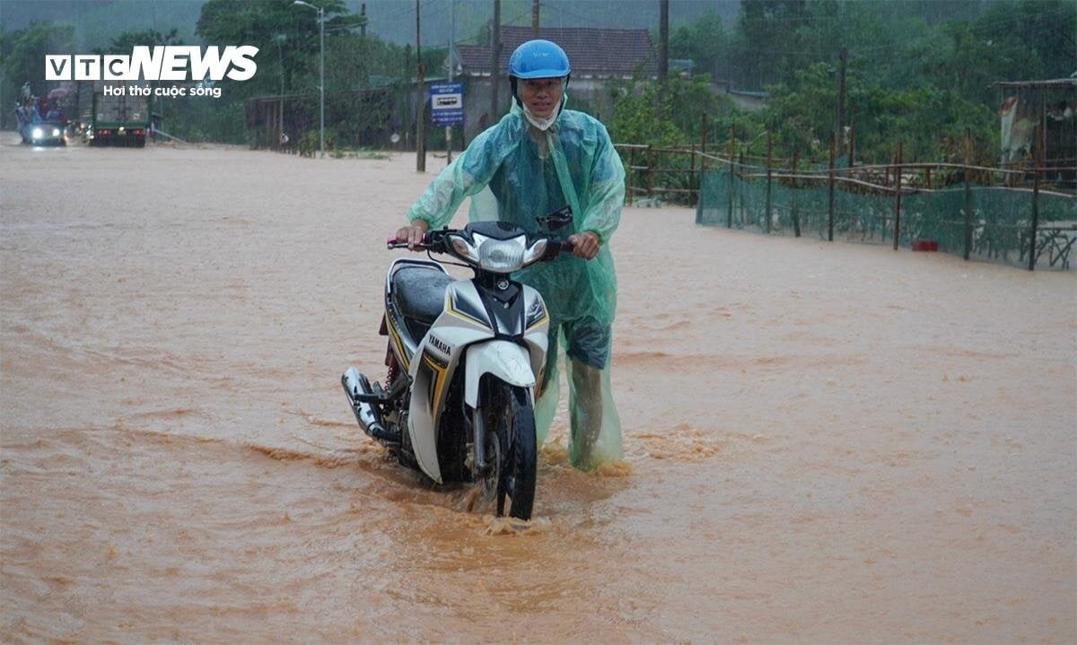 Miền Trung và Tây Nguyên nhiều nơi mưa to trong ngày 1/11. (Ảnh minh hoạ: Trọng Tùng)