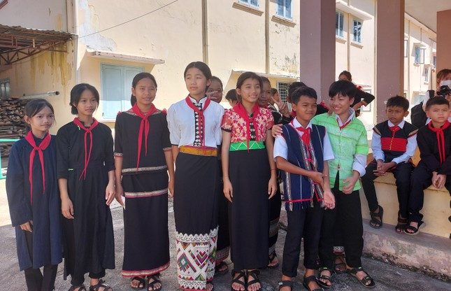 Học sinh vùng xa tỉnh Đắk Lắk chung tay bảo tồn bản sắc văn hoá truyền thống ảnh 2