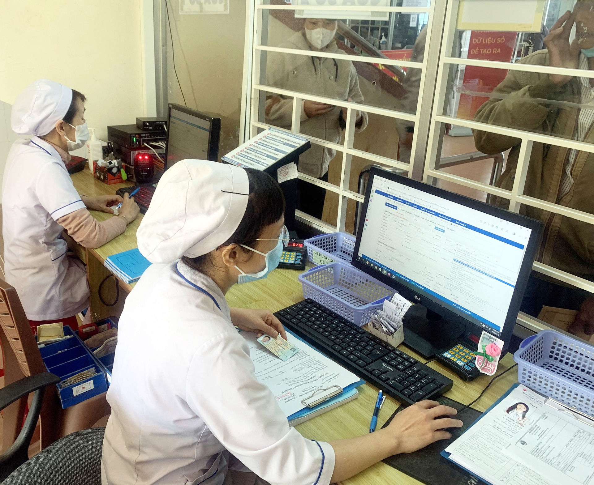 Sử dụng thẻ căn cước công dân làm thủ tục KCB tại Trung tâm Y tế huyện Di Linh