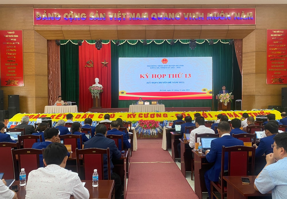 Quang cảnh kỳ họp