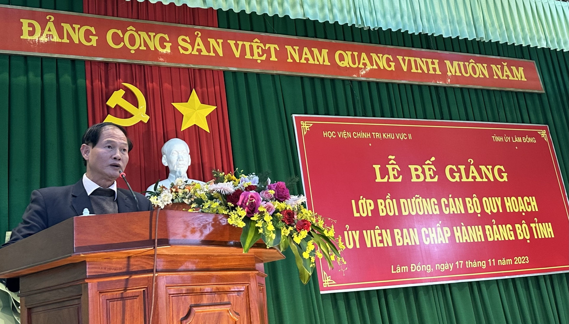 Đồng chí Nguyễn Trọng Ánh Đông - Ủy viên Ban Thường vụ, Trưởng Ban Tổ chức Tỉnh ủy, Phó Trưởng Ban Chỉ đạo lớp bồi dưỡng