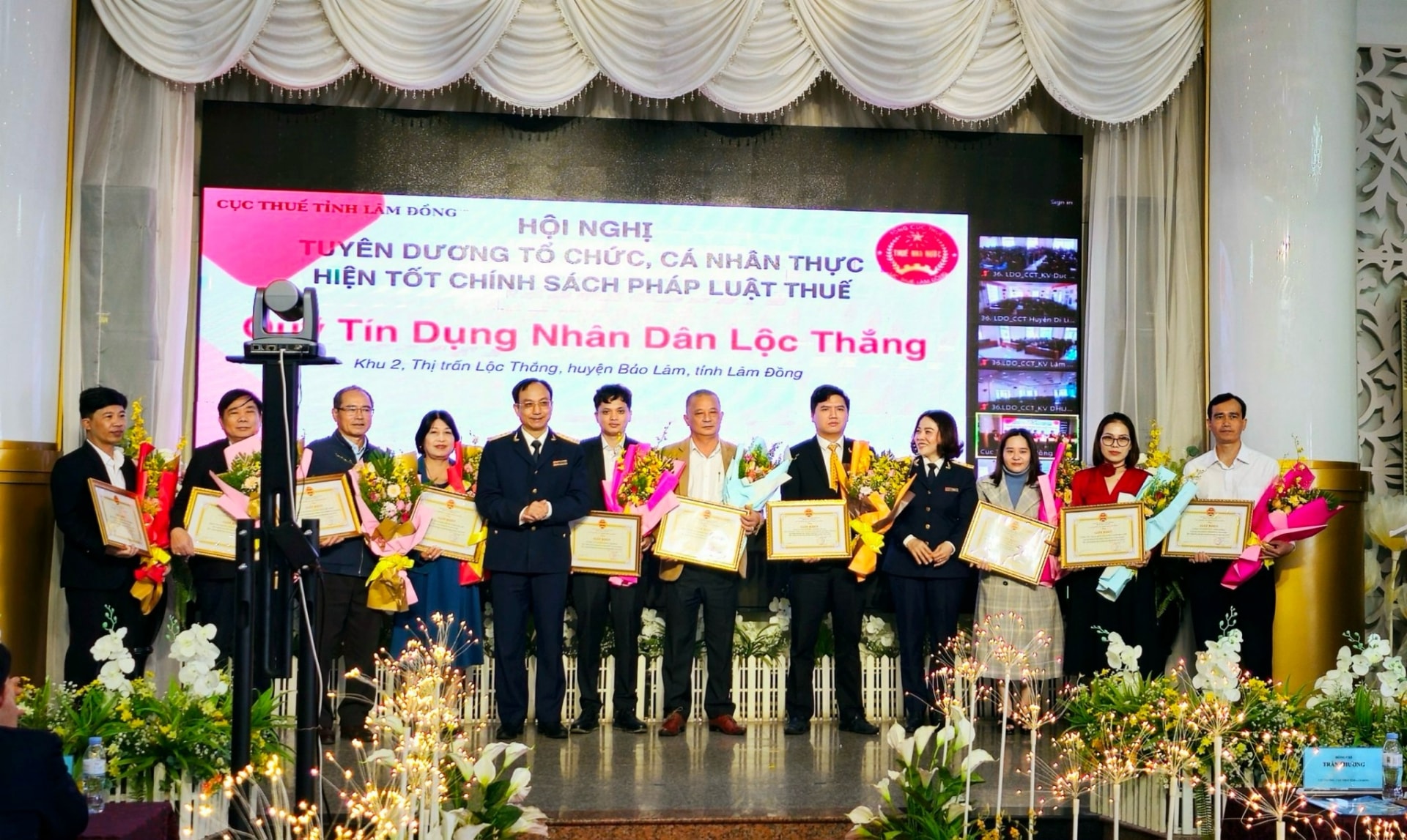 Tuyên dương và khen thưởng các cá nhân, doanh nghiệp có thành tích trong thực hiện nghĩa vụ thuế là hoạt động thưởng niên của ngành thuế