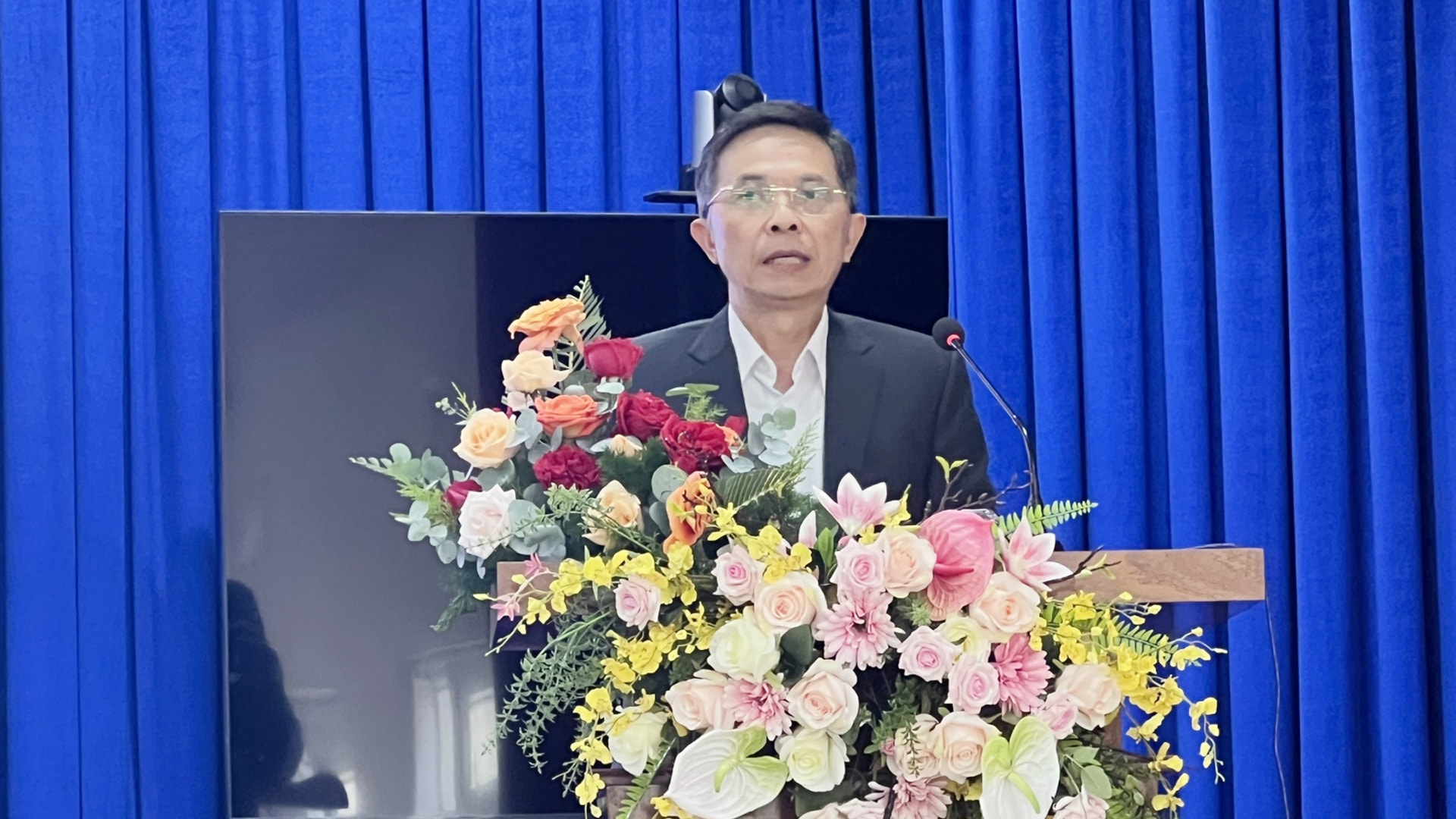 Bí thư Thành ủy Đà Lạt Đặng Trí Dũng tiếp thu, giải trình làm rõ một số nội dung cử tri kiến nghị