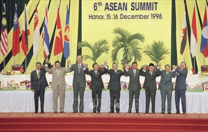 25 năm Việt Nam gia nhập ASEAN (28/7/1995 – 28/7/2020): Việt Nam vững bước trên đường hội nhập - Ảnh chuyên đề - Thông tấn xã Việt Nam (TTXVN)