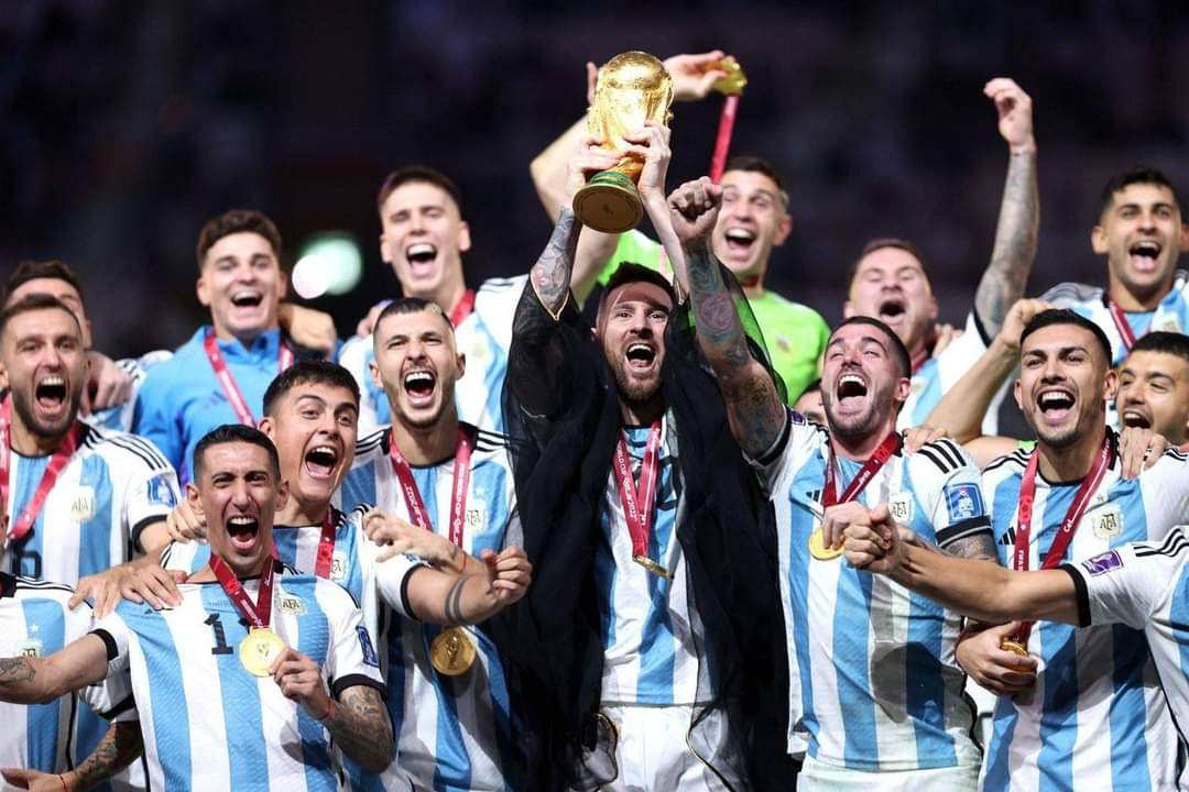 Messi và Argentina vô địch World Cup 2022 sau trận chung kết hay nhất lịch sử