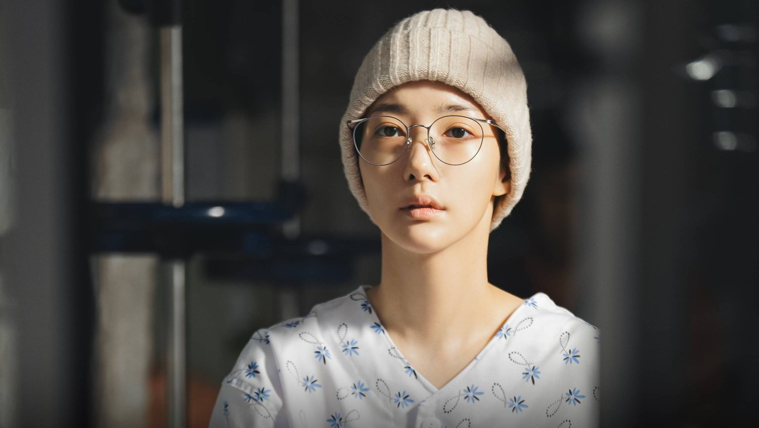 Tạo hình bệnh nhân ung thư của Park Min Young trong Marry My Husband - Ảnh: Soompi