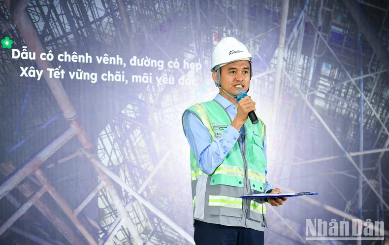 Trao tặng gần 1.800 phần quà Tết cho công nhân tại Hưng Yên trong chương trình Xây Tết 2024 ảnh 3