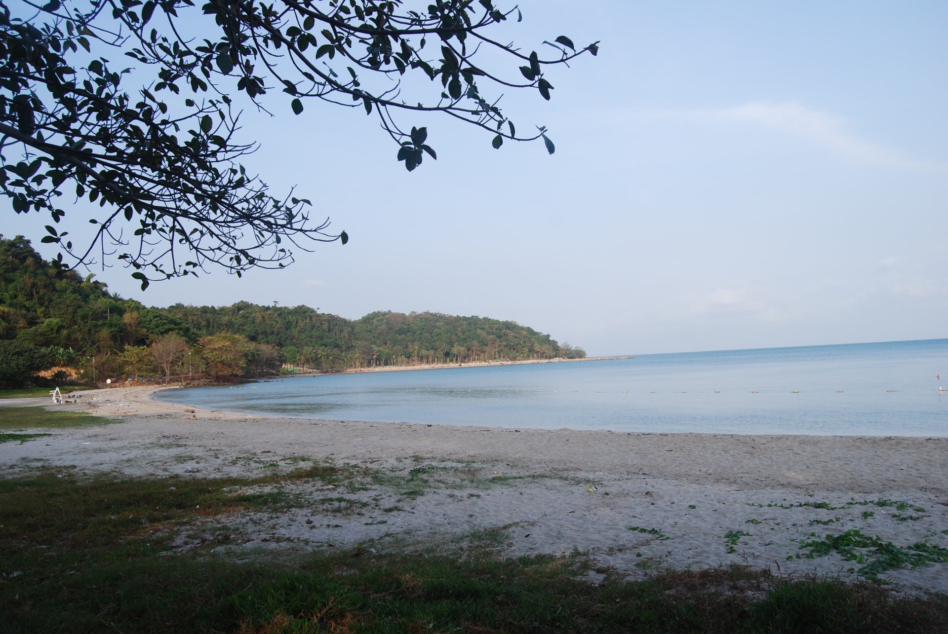 Bãi biển Hòn Đốc với vẻ đẹp hoang sơ