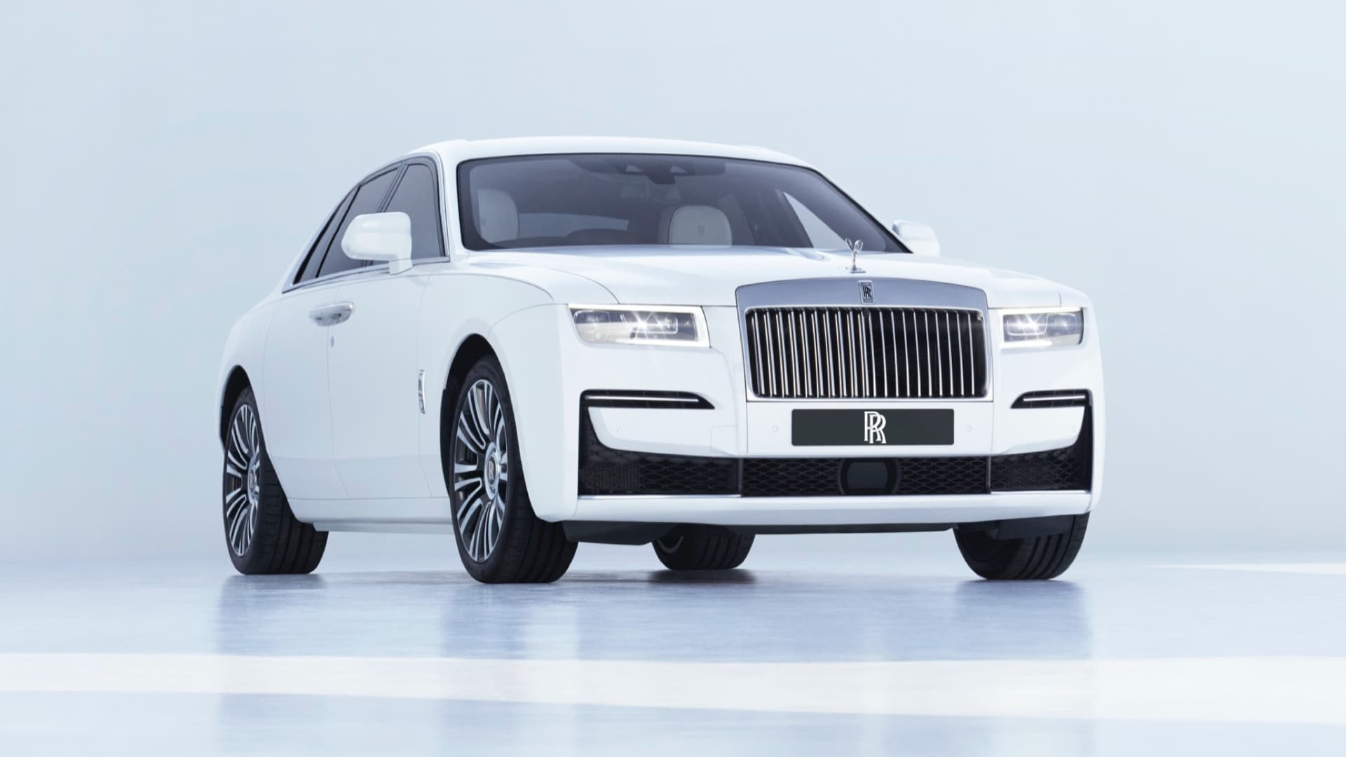 Kinh tế toàn cầu u ám, xe sang Rolls-Royce vẫn bán ào ào - Tuổi Trẻ Online