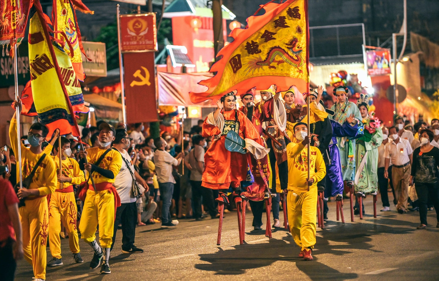 Đặc sắc Lễ hội Tết Nguyên tiêu của đồng bào Hoa tại TP. Hồ Chí Minh | Báo Dân tộc và Phát triển