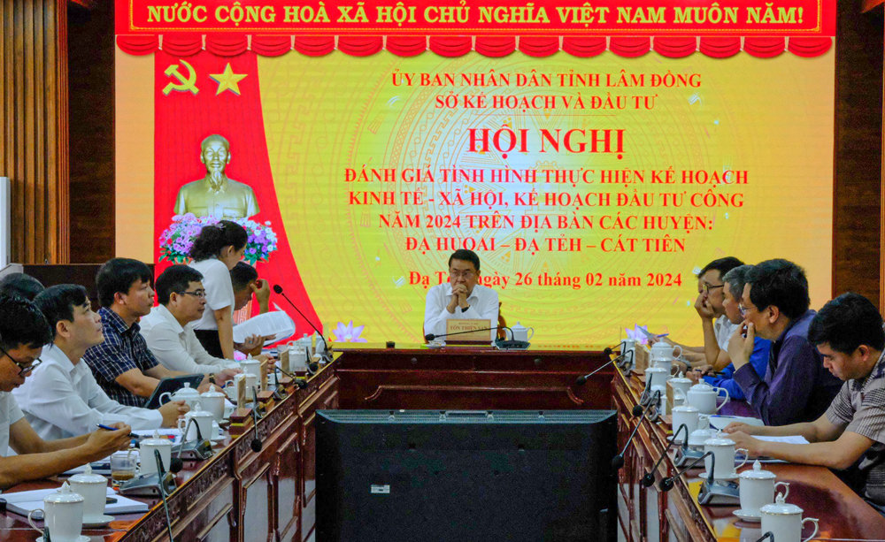 Quang cảnh hội nghị