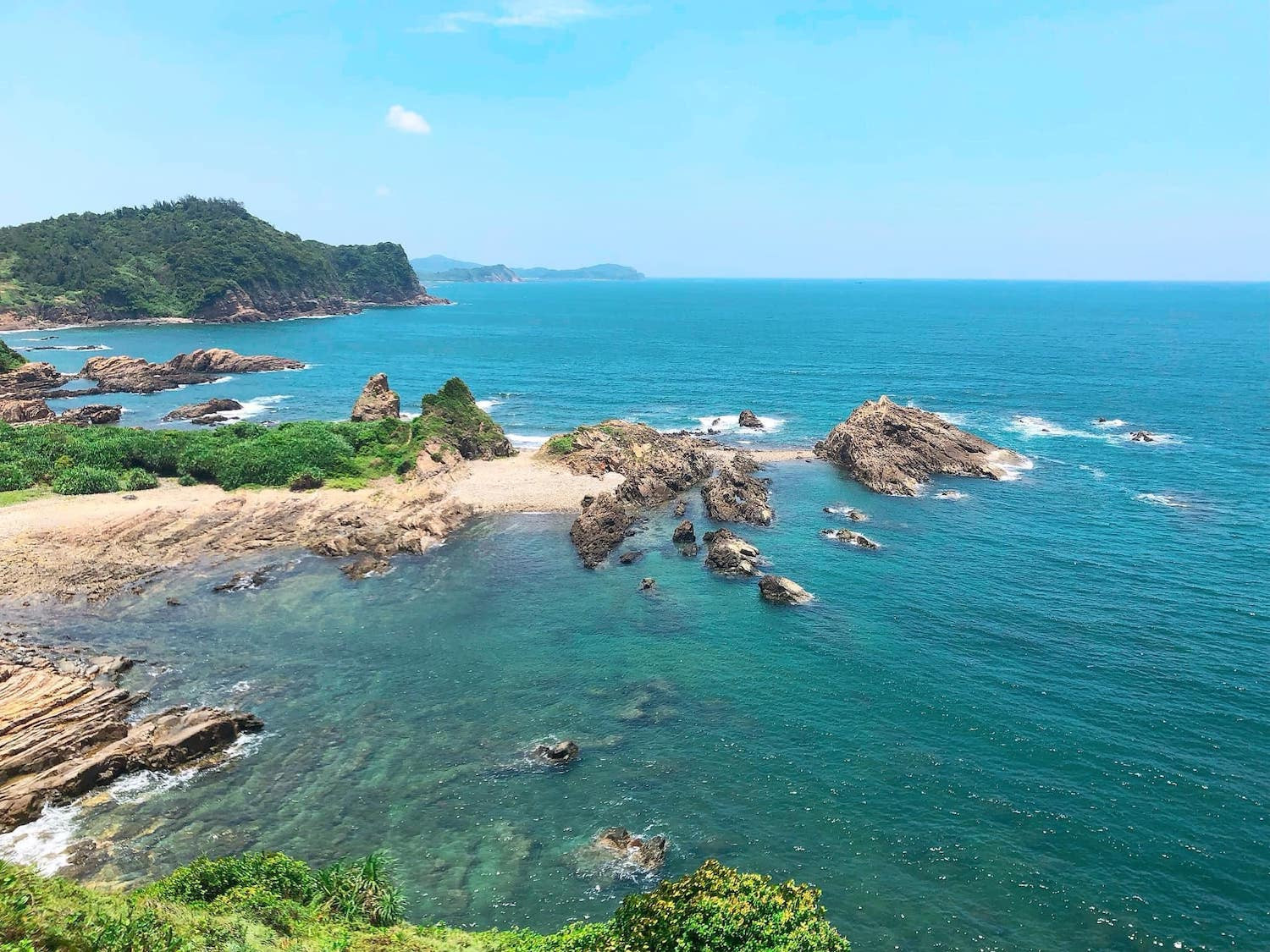 10 điểm du lịch cho mùa hè 2024 ở Việt Nam chắc chắn không thể bỏ qua
