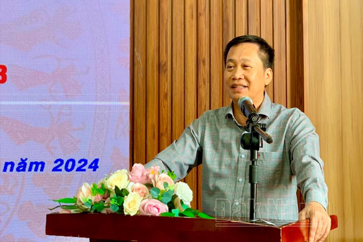 Ông Ngô Đức Trọng, Chủ tịch huyện Đắk Song phát biểu tại Hội nghị.