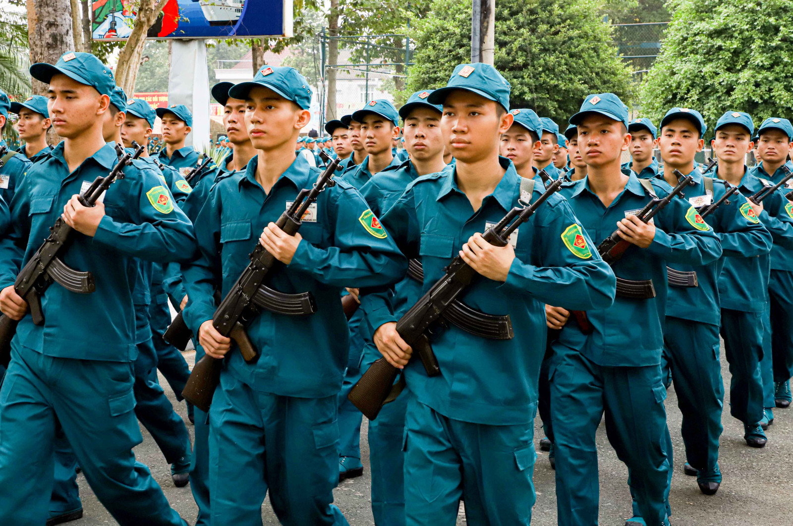 Lực lượng dân quân tự vệ: “Vững mạnh, rộng khắp” - Báo Bình Dương Online