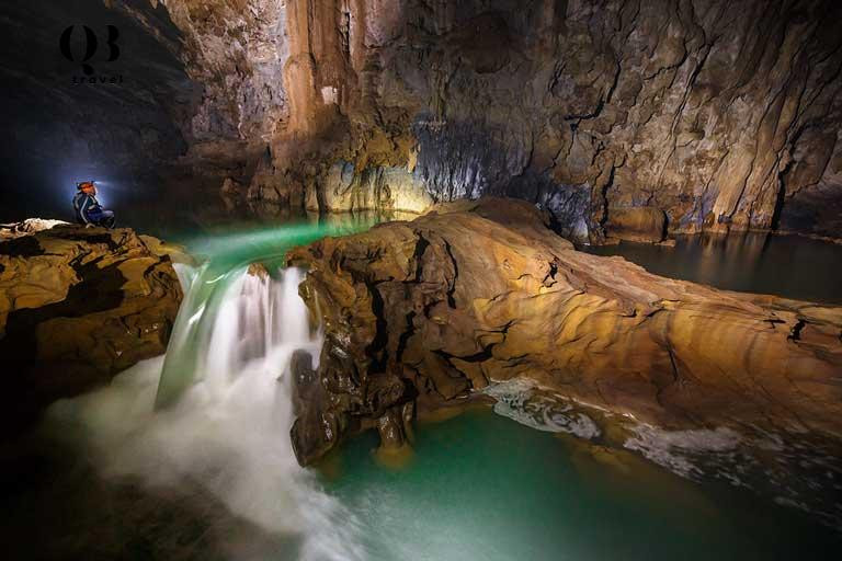 Khám phá hang động Tú Làn - Viên ngọc ẩn mình của Quảng Bình