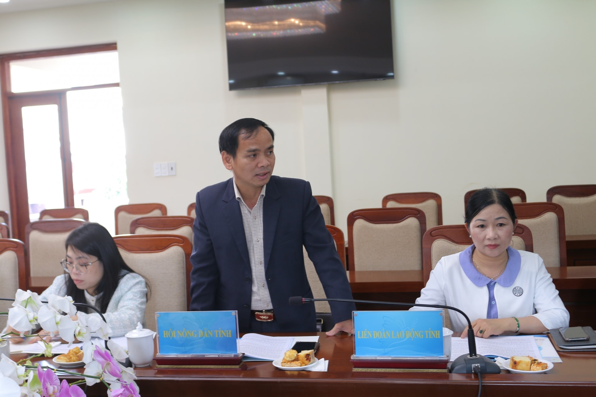 Đại diện Hội Nông dân tỉnh góp ý các nội dung thi đua