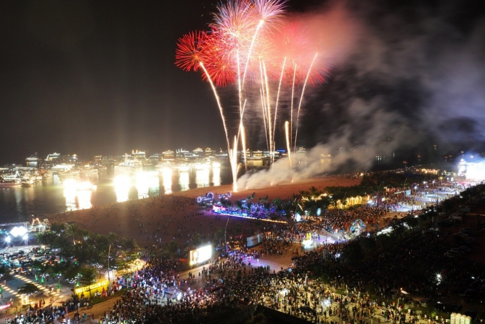 Carnaval Hạ Long 2024 - carnaval đầu tiên được tổ chức trên biển tại Việt Nam