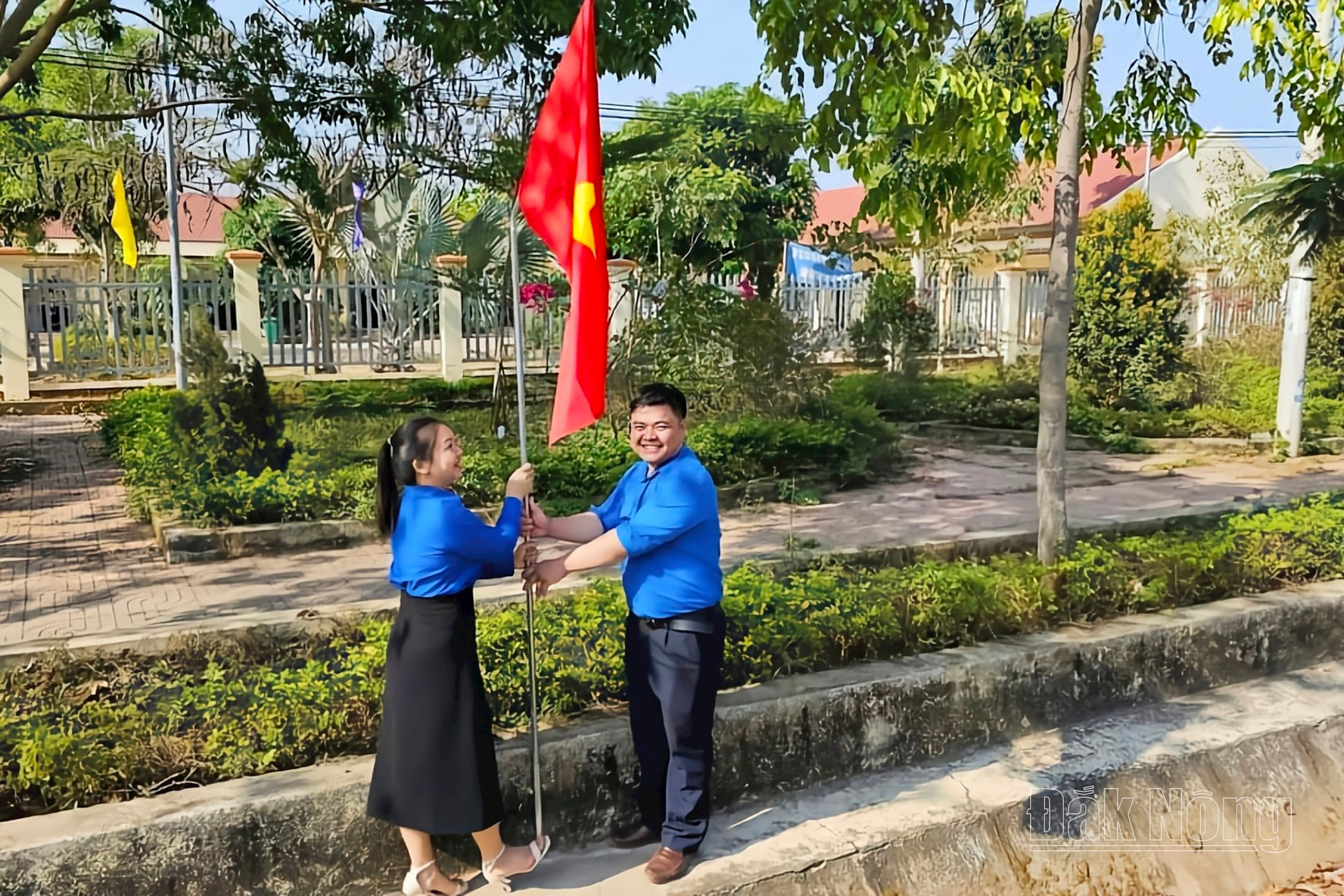Cụm thi đua số 2, Huyện đoàn Cư Jút triển khai công trình thanh niên “Đường cờ Tổ quốc” tại xã Trúc Sơn
